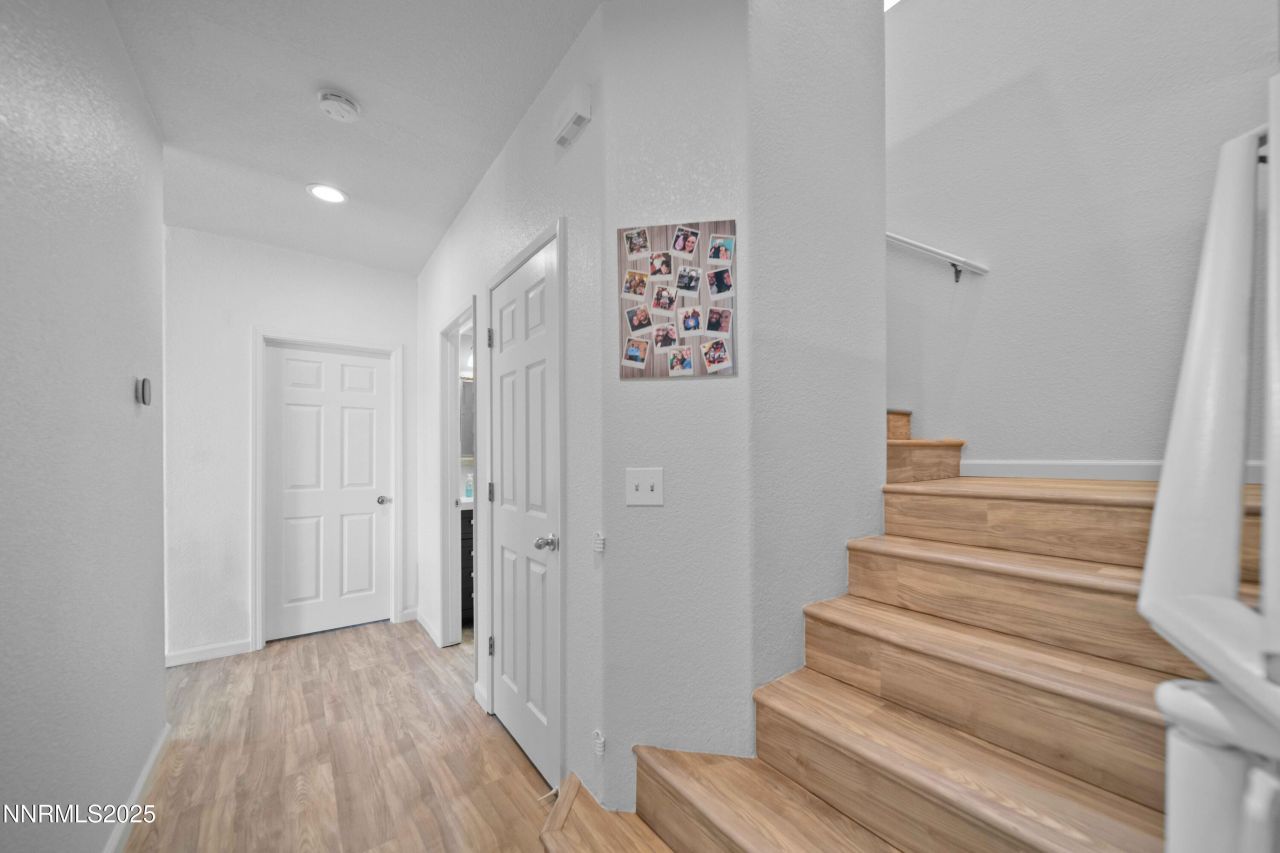 8451 Seal Beach Drive, Reno, NV 89506 Photo