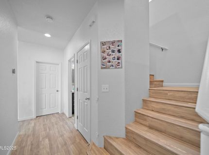 8451 Seal Beach Drive, Reno, NV 89506 Photo