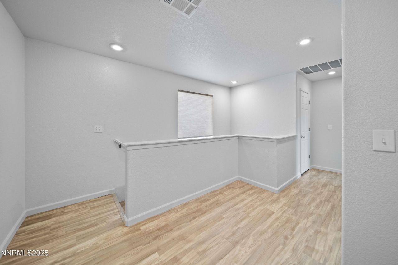 8451 Seal Beach Drive, Reno, NV 89506 Photo