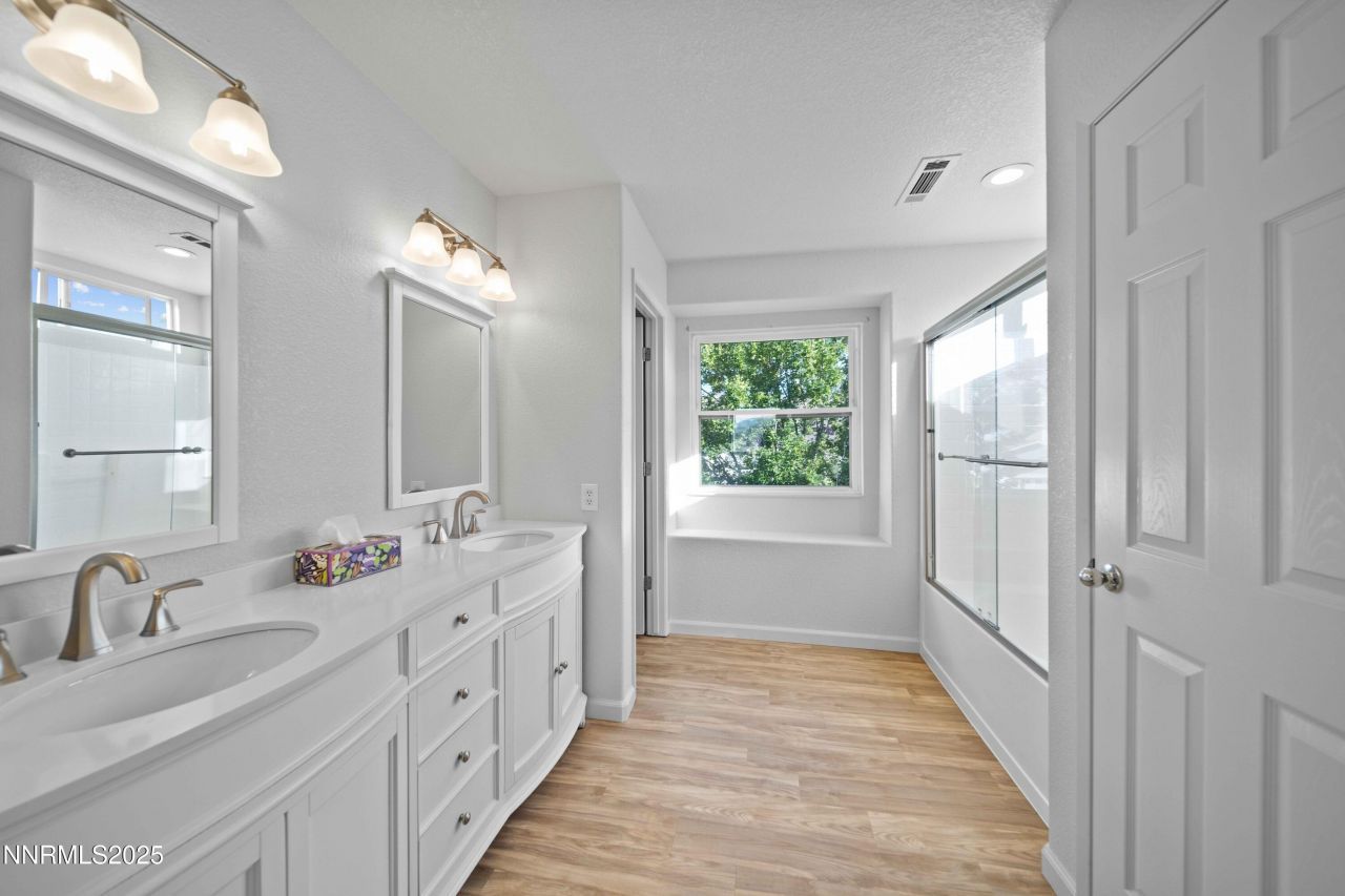 8451 Seal Beach Drive, Reno, NV 89506 Photo