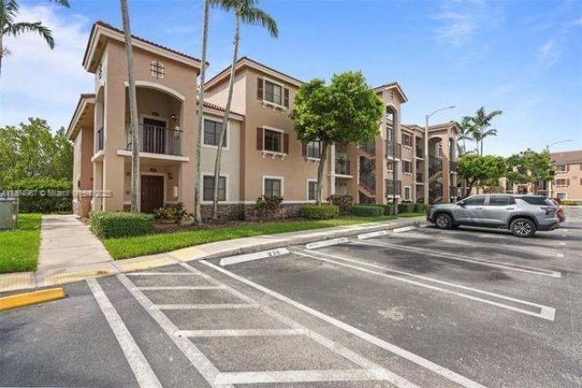22731 SW 88th Pl, Unit 203, Cutler Bay, FL 33190 Photo