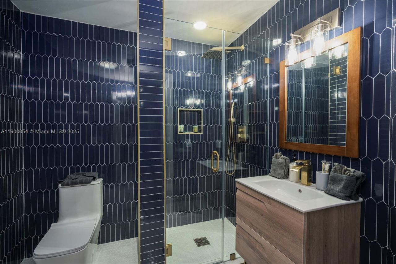 2827 S Indian River Dr, Fort Pierce, FL 34982 Photo