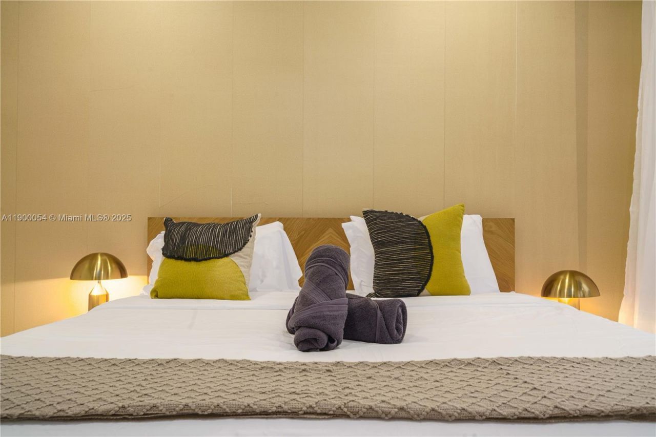 2827 S Indian River Dr, Fort Pierce, FL 34982 Photo