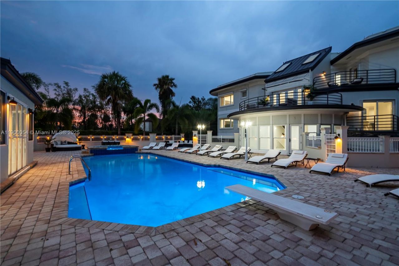 2827 S Indian River Dr, Fort Pierce, FL 34982 Photo