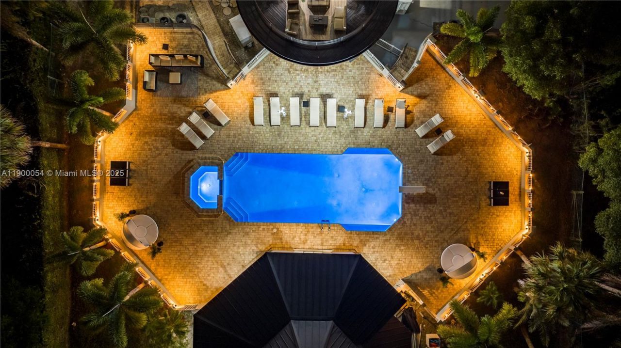 2827 S Indian River Dr, Fort Pierce, FL 34982 Photo