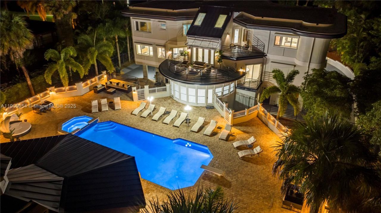 2827 S Indian River Dr, Fort Pierce, FL 34982 Photo