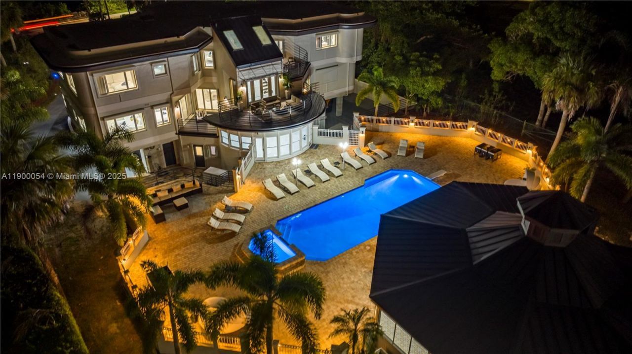 2827 S Indian River Dr, Fort Pierce, FL 34982 Photo