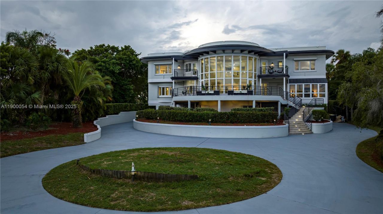 2827 S Indian River Dr, Fort Pierce, FL 34982 Photo