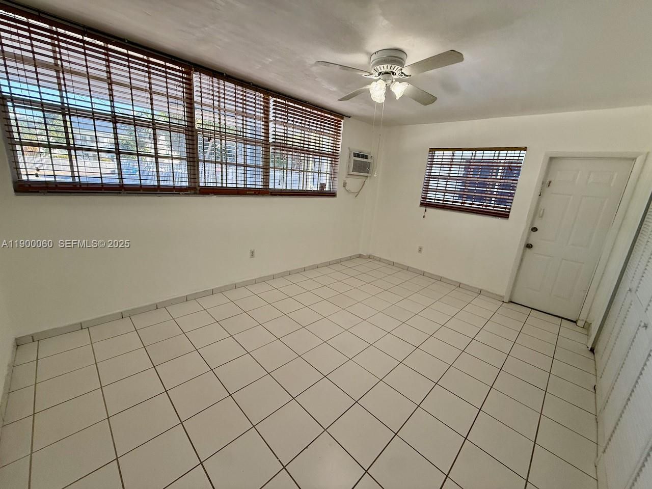 8000 Tatum Waterway Dr, Unit 1, Miami Beach, FL 33141 Photo