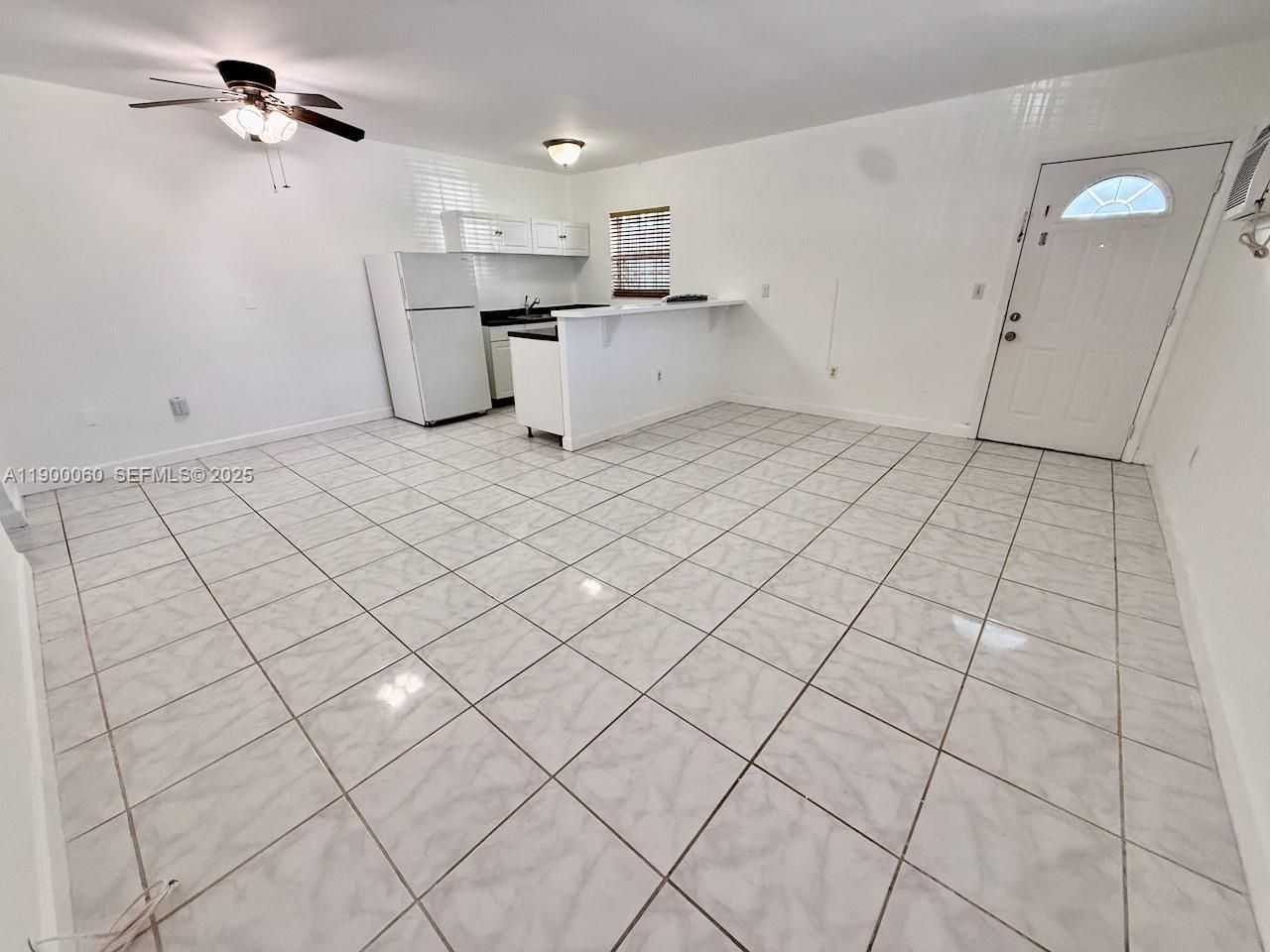 8000 Tatum Waterway Dr, Unit 1, Miami Beach, FL 33141 Photo