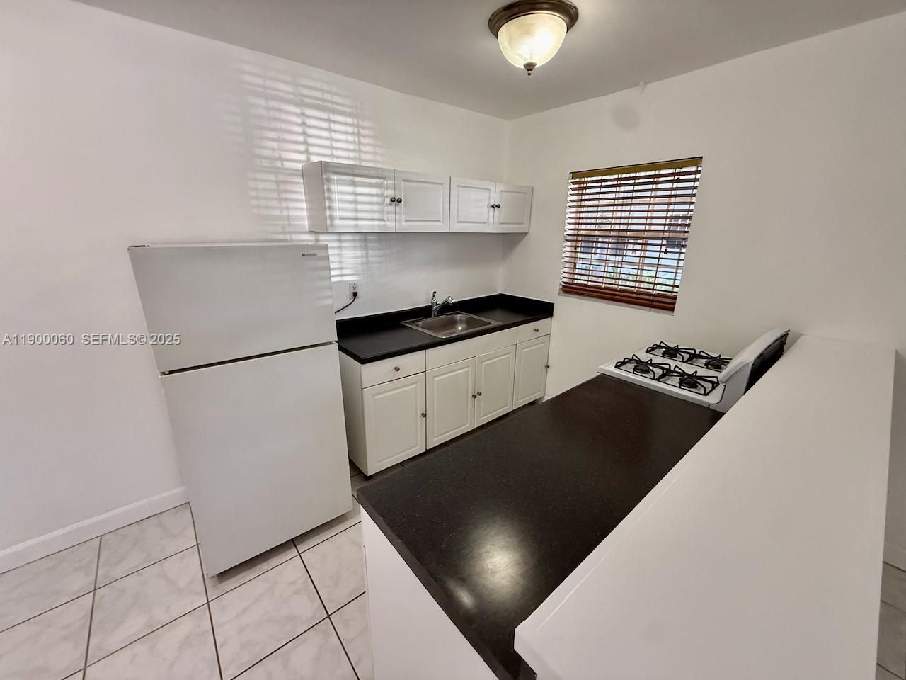 8000 Tatum Waterway Dr, Unit 1, Miami Beach, FL 33141 Photo