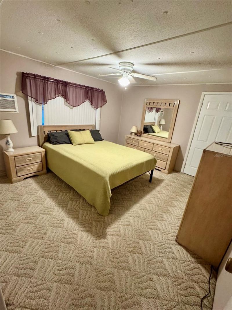 135 Oak Street, Edgewater, FL 32141 Photo