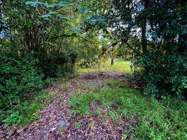 404 GROVE STREET, MELROSE, FL 32666