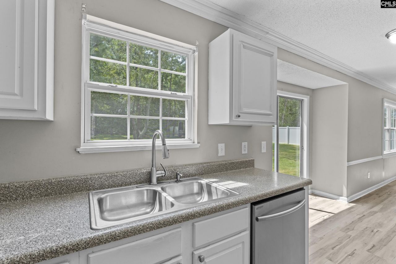 472 Ridgehill Photo 14