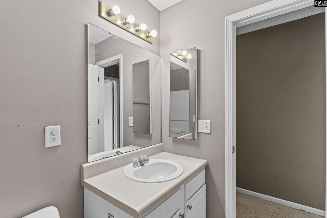 472 Ridgehill Photo 29