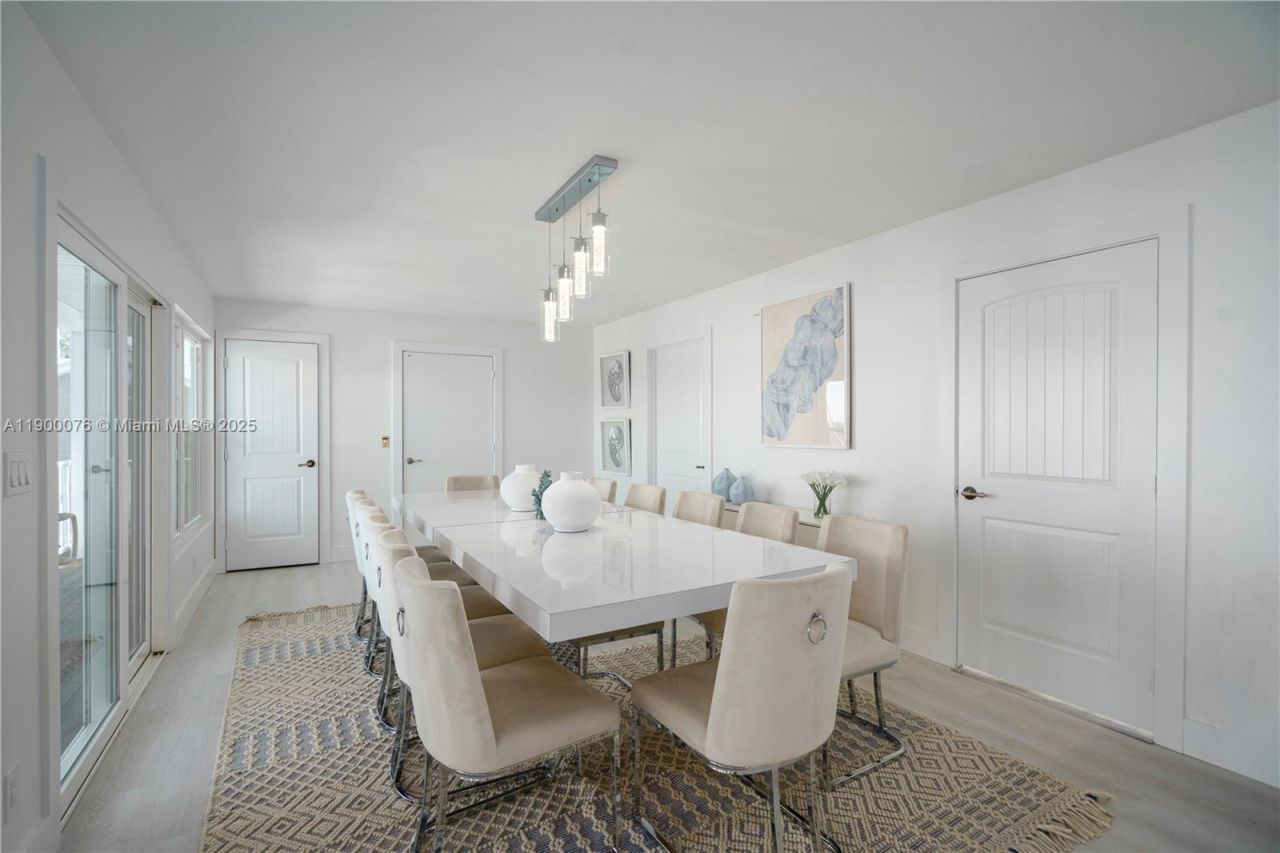 474 Peninsula Dr, Fort Pierce, FL 34946 Photo