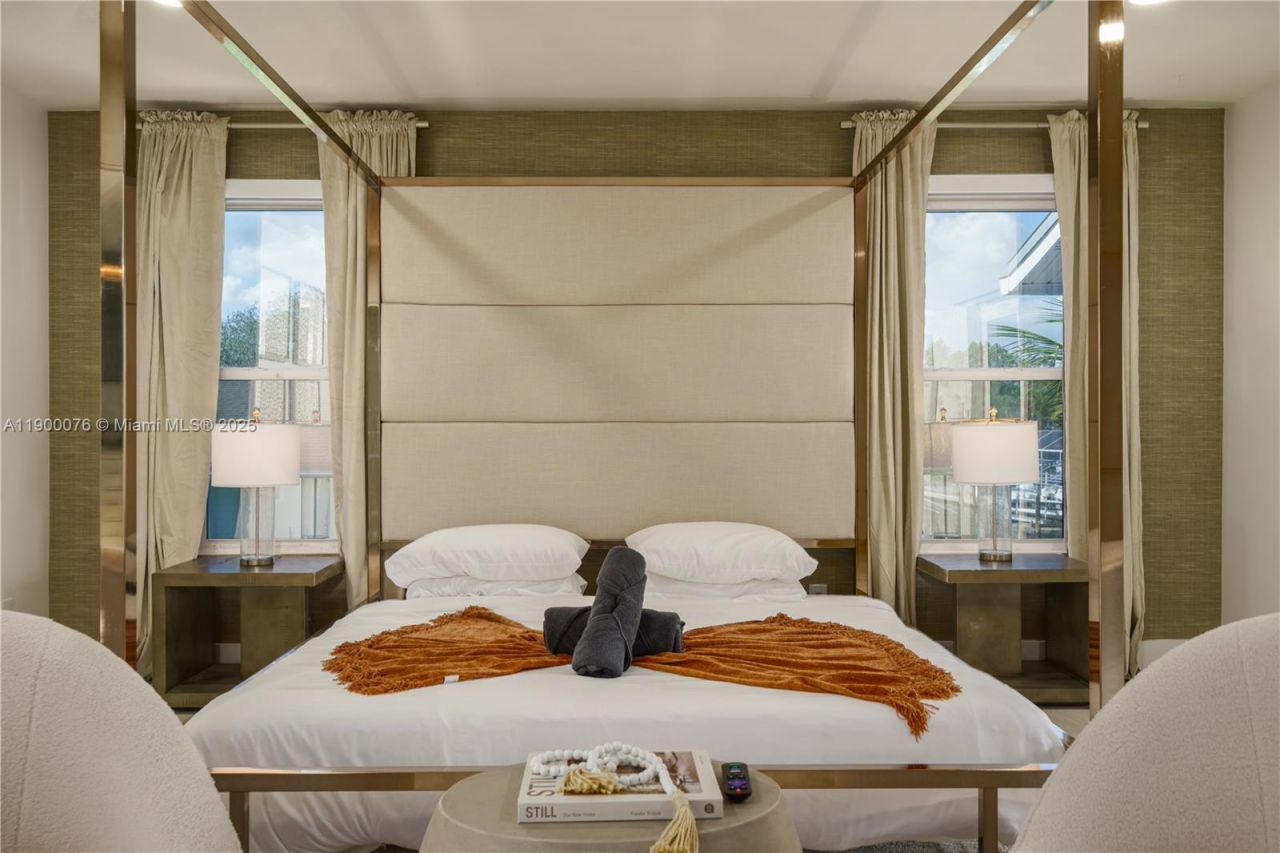 474 Peninsula Dr, Fort Pierce, FL 34946 Photo