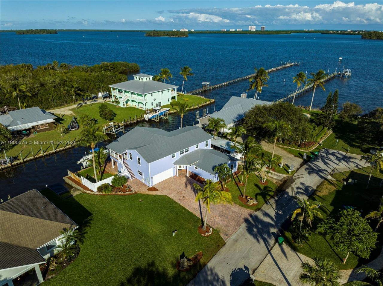 474 Peninsula Dr, Fort Pierce, FL 34946 Photo