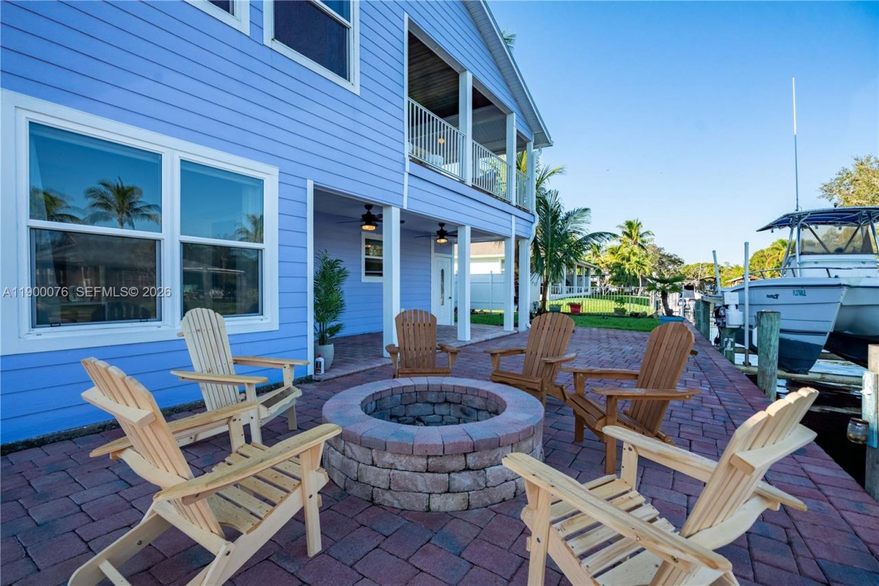 474 Peninsula Dr, Fort Pierce, FL 34946 Photo