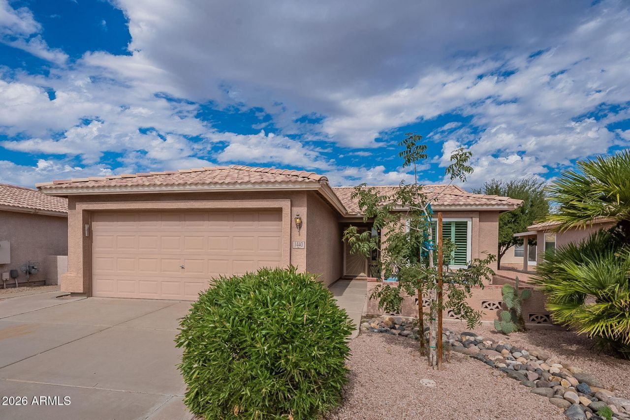 1440 E La Costa Drive, Chandler, AZ 85249 Main Photo