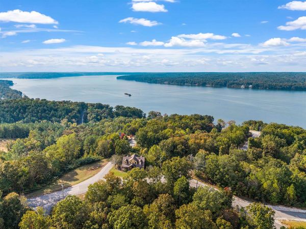 939 EAGLE POINT RD, Cherokee, AL 35616