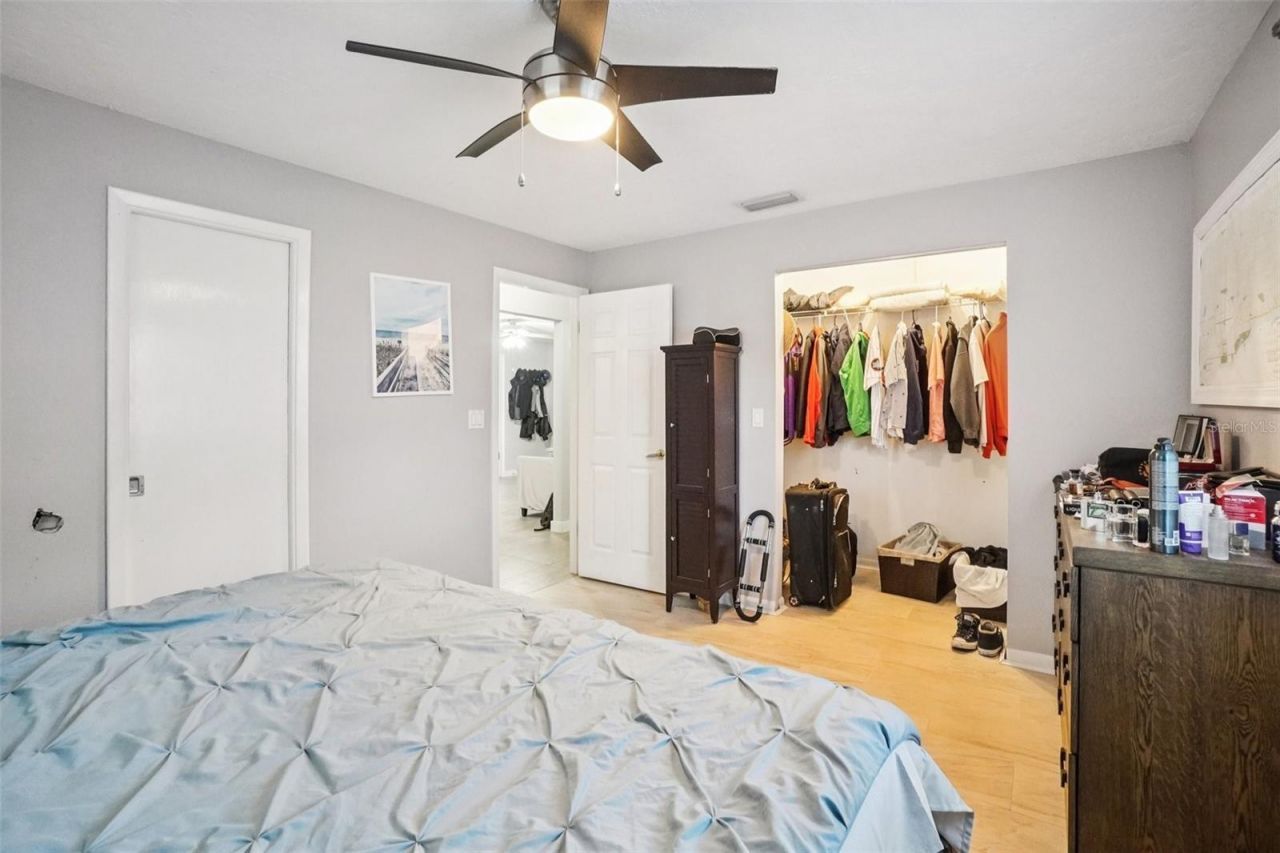 162 SE Lincoln Circle N, Saint Petersburg, FL 33703 Photo