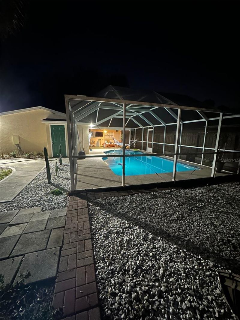 162 SE Lincoln Circle N, Saint Petersburg, FL 33703 Photo