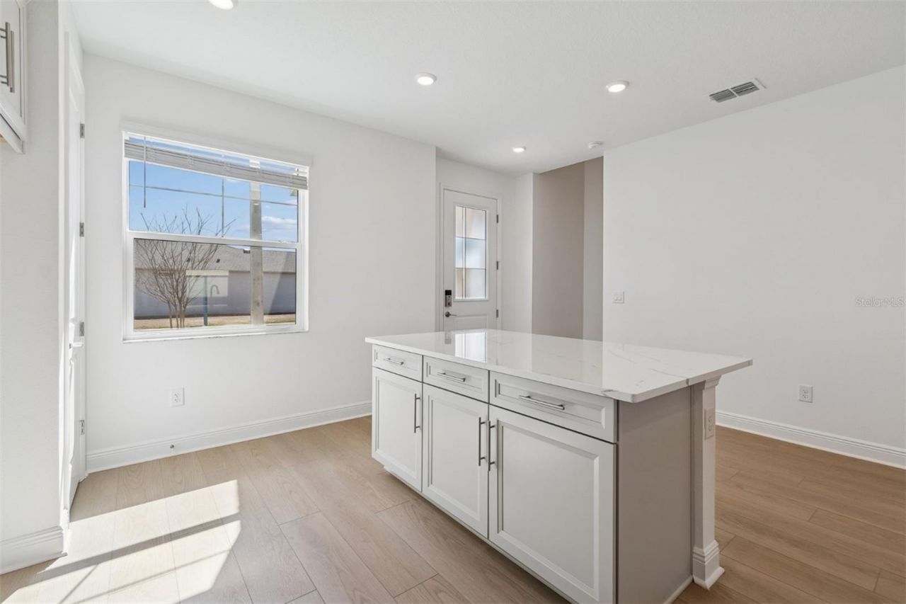 8011 Seaflower Parkway, Bradenton, FL 34210 Photo