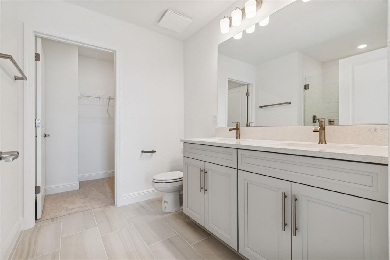 8011 Seaflower Parkway, Bradenton, FL 34210 Photo