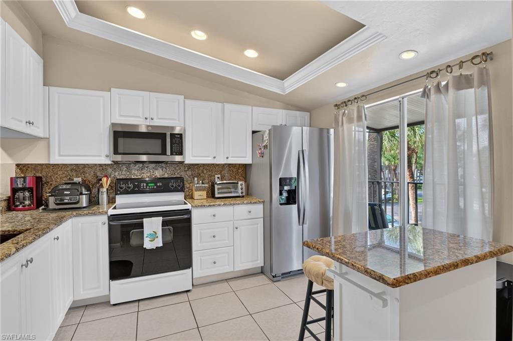 4060 Ice Castle Way, Unit 10, Naples, FL 34112 Photo