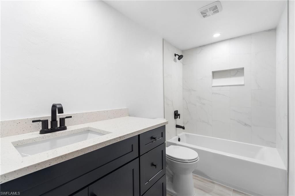 2067 W Lakeview Blvd, Unit 8, North Fort Myers, FL 33903 Photo