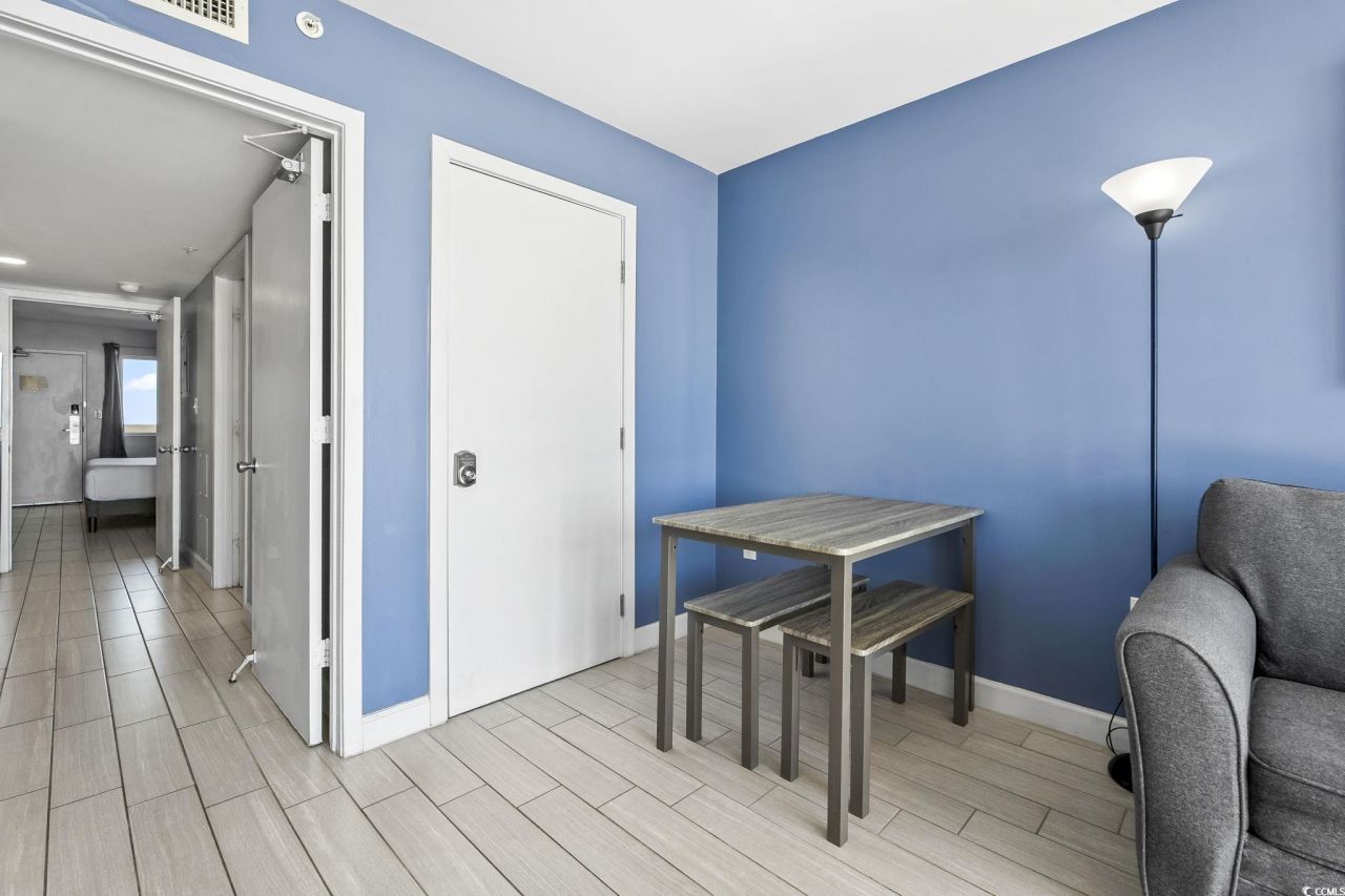 2000 N Ocean Blvd. Photo 11