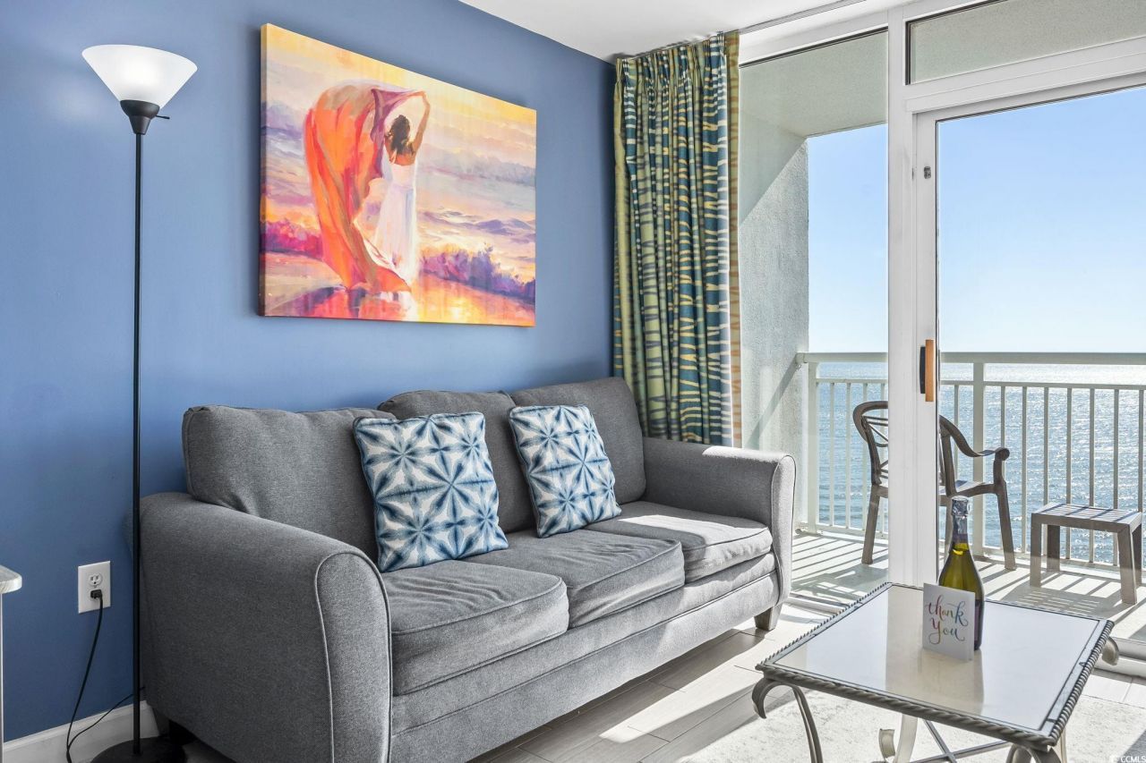 2000 N Ocean Blvd. Photo 15