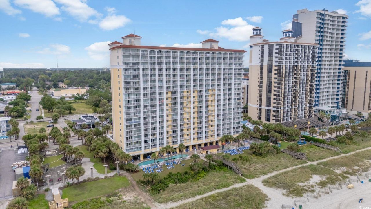 2000 N Ocean Blvd. Photo 22