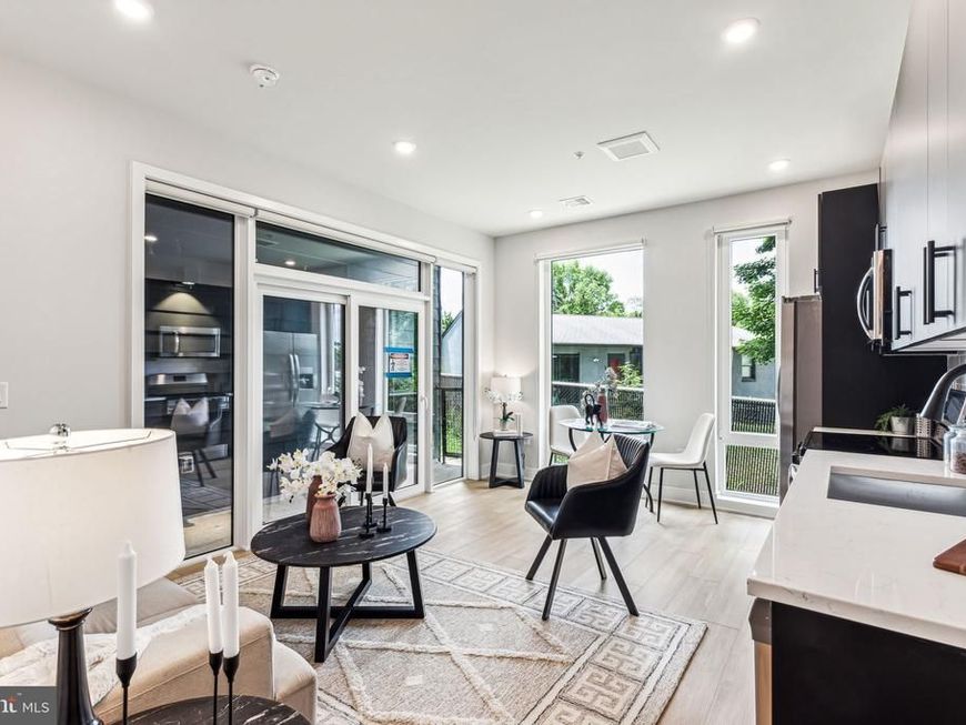 6910 Ridge Avenue, Unit 413, Philadelphia, PA 19128 Main Photo