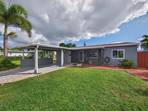 5272 NE 4th Ter, Fort Lauderdale, FL 33334