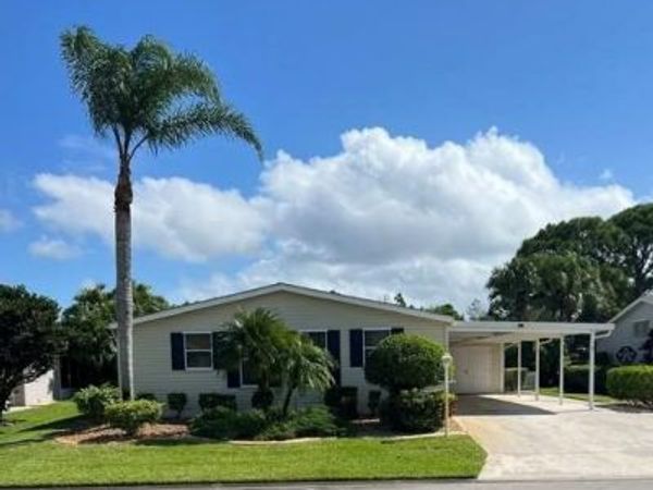 7642 Barn Owl Drive, Port St. Lucie, FL 34952