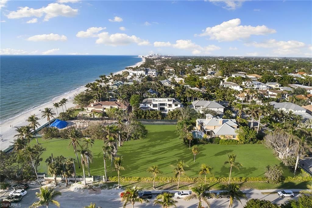 45 5th Ave S, Naples, FL 34102 Photo