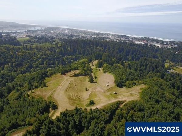 2840 NE Big Creek Rd, Newport, OR 97365