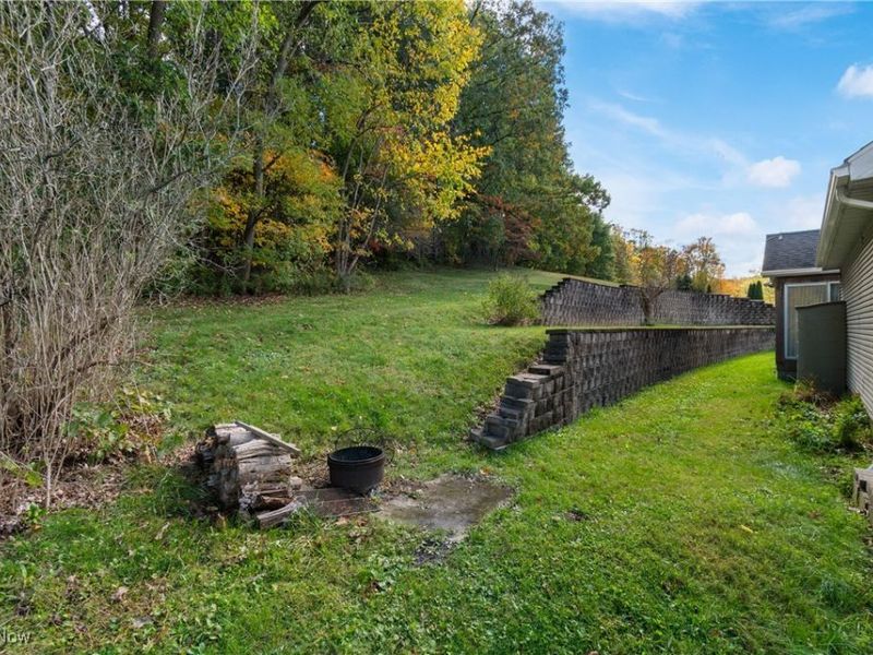 9732 Erie Avenue SW, Beach City, OH 44608 Photo 17