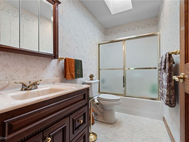 9732 Erie Avenue SW, Beach City, OH 44608 Photo 29