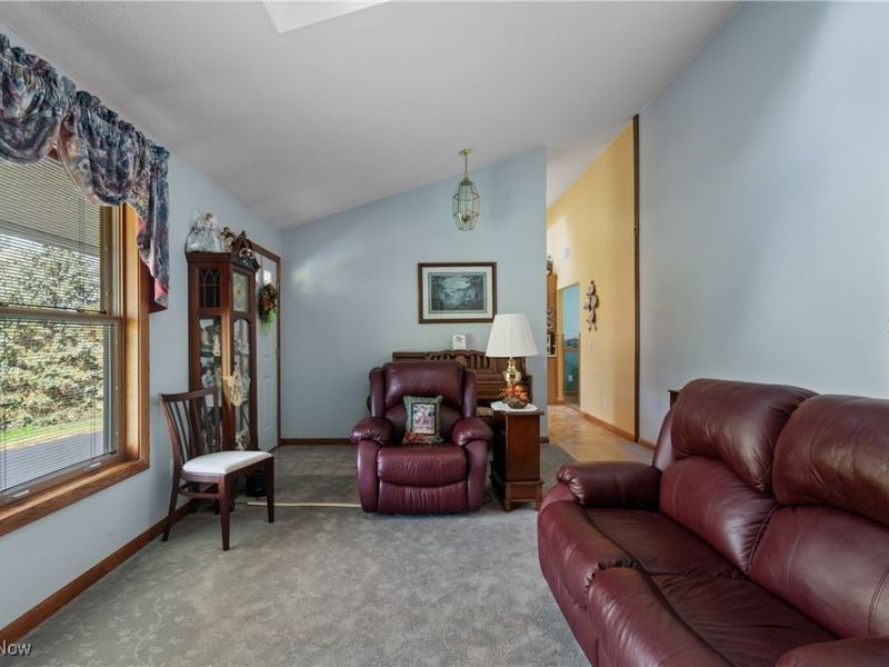 9732 Erie Avenue SW, Beach City, OH 44608 Photo 5