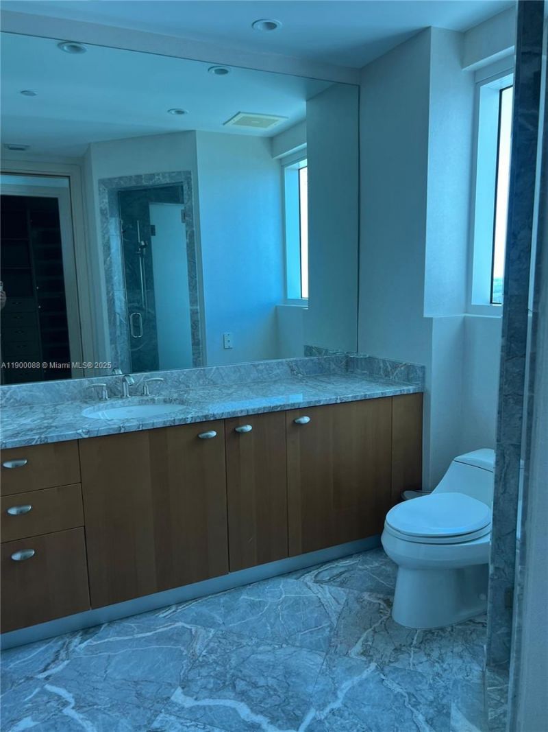 16051 Collins Ave, Unit 3001, Sunny Isles Beach, FL 33160 Photo