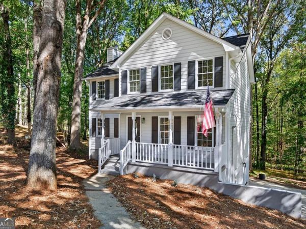 170 Forest Lake Drive, Fayetteville, GA 30215