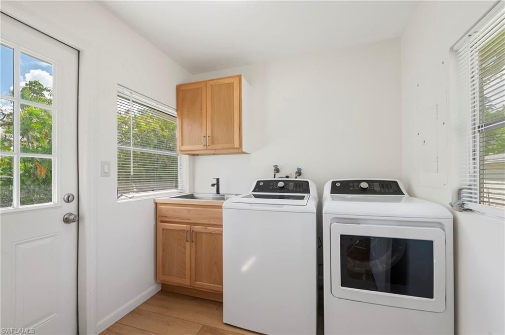2432 Washington Ave, Naples, FL 34112 Photo