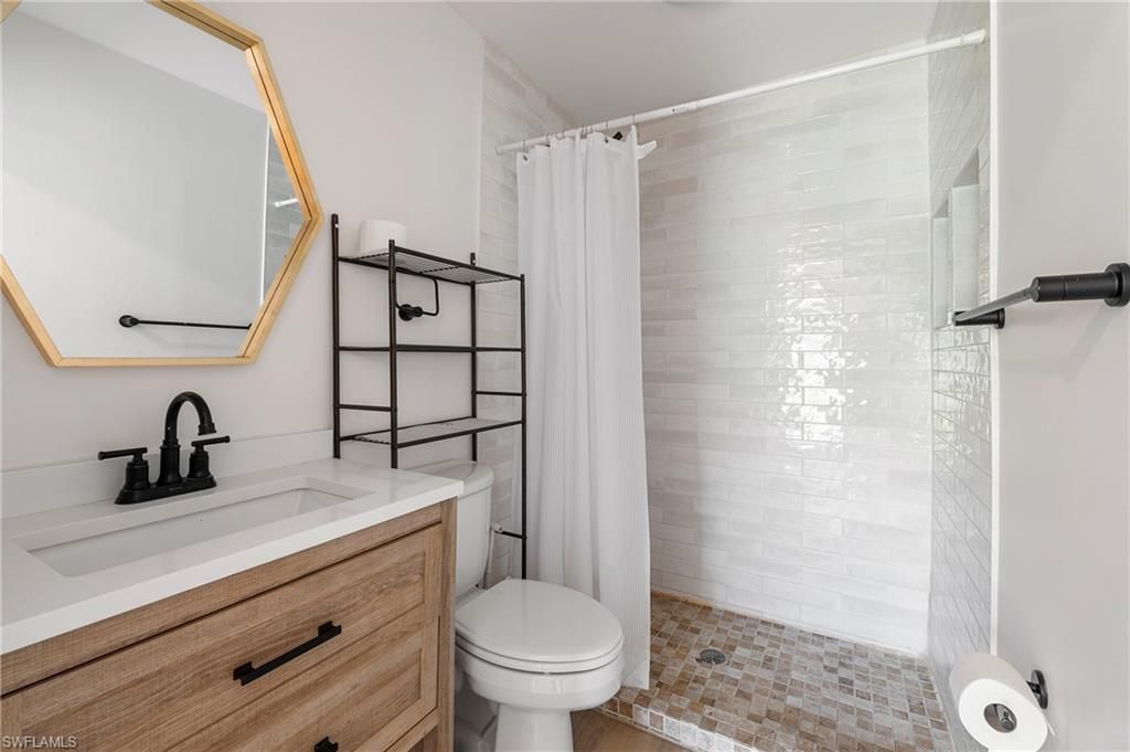 2432 Washington Ave, Naples, FL 34112 Photo