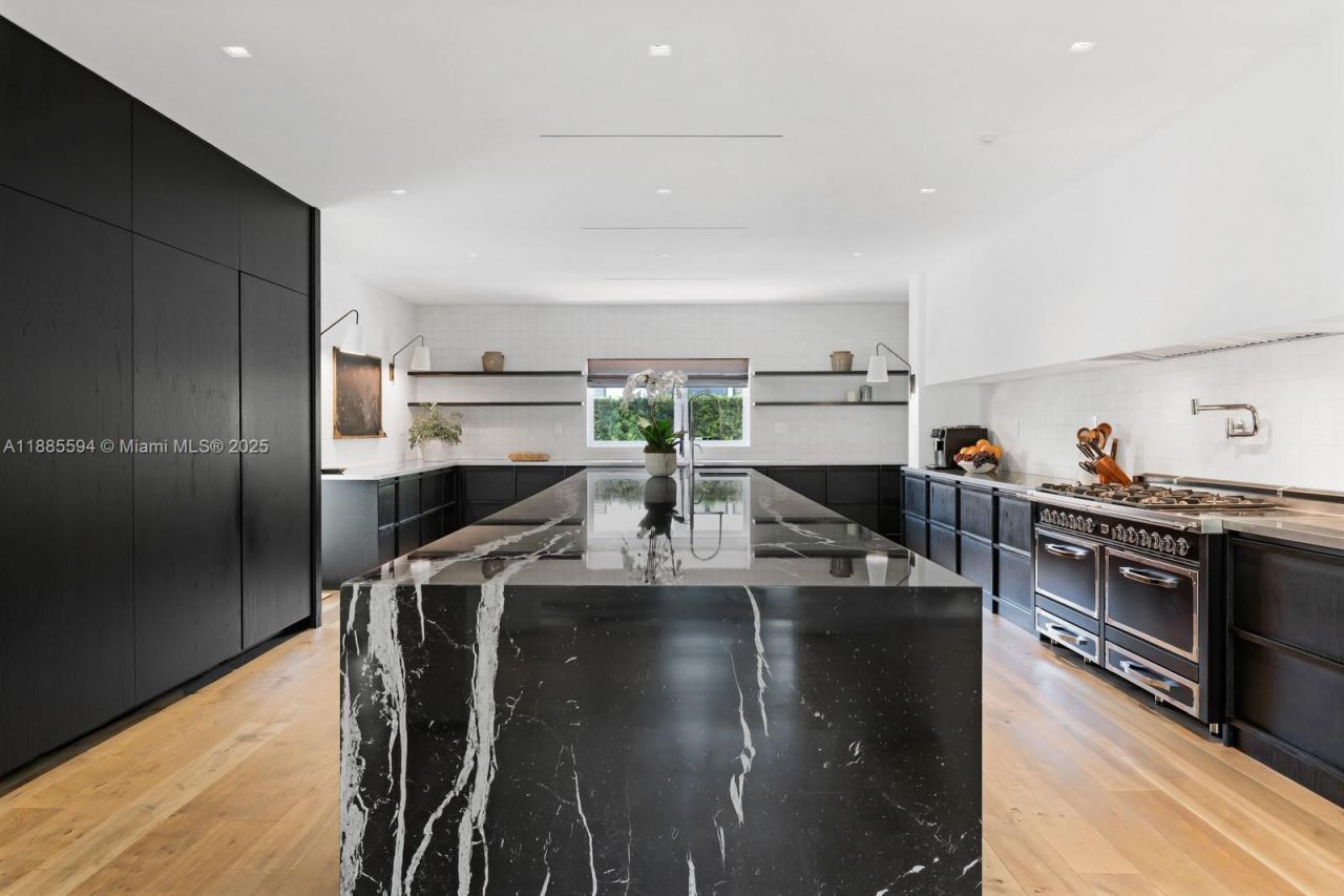 545 Casuarina Concourse, Coral Gables, FL 33143 Photo