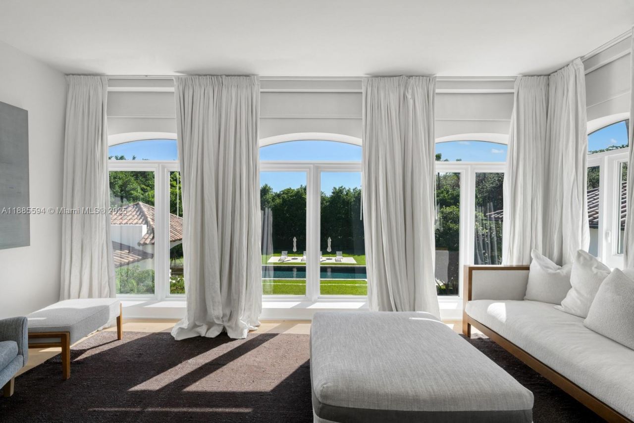 545 Casuarina Concourse, Coral Gables, FL 33143 Photo