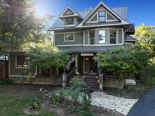 409 N State St, Franklin Grove, IL 61031