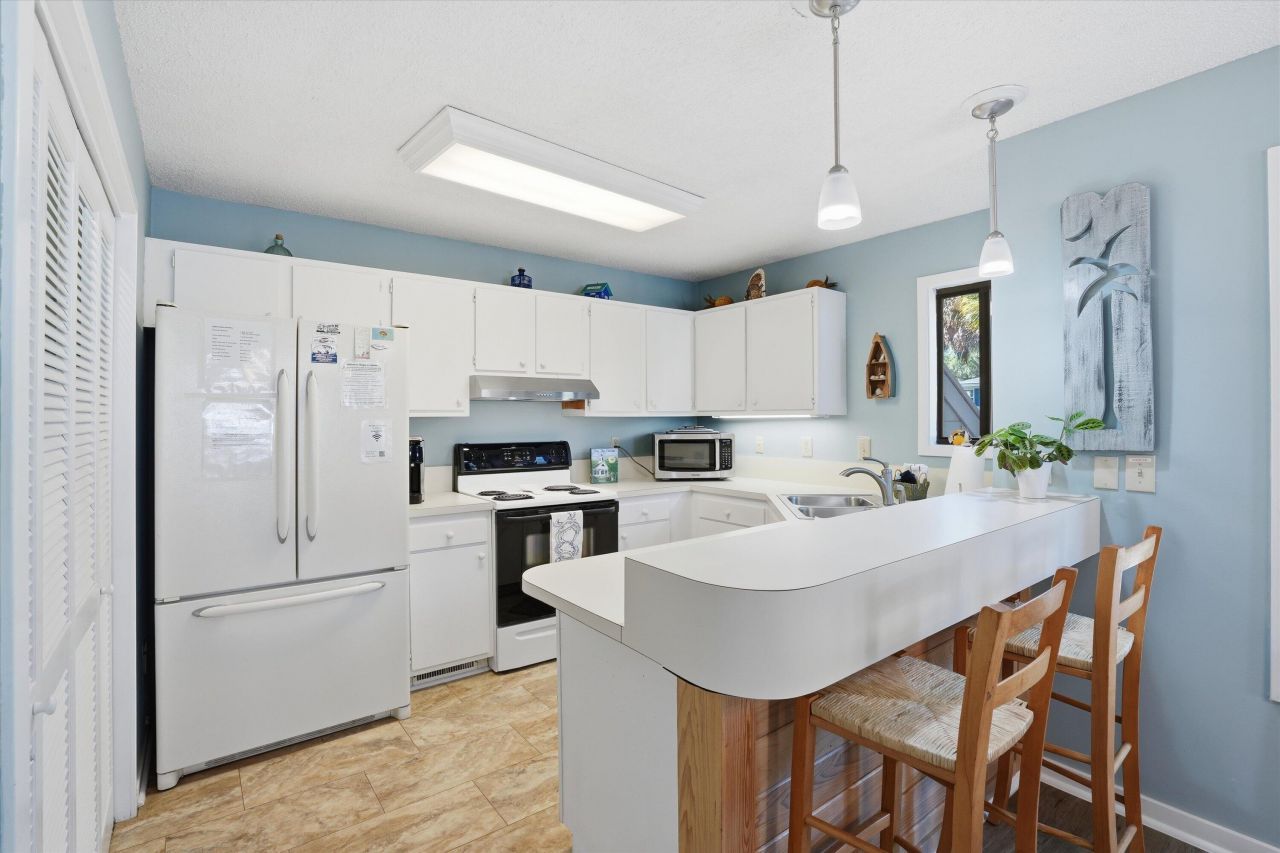 857 Club Cottage Road Photo 28